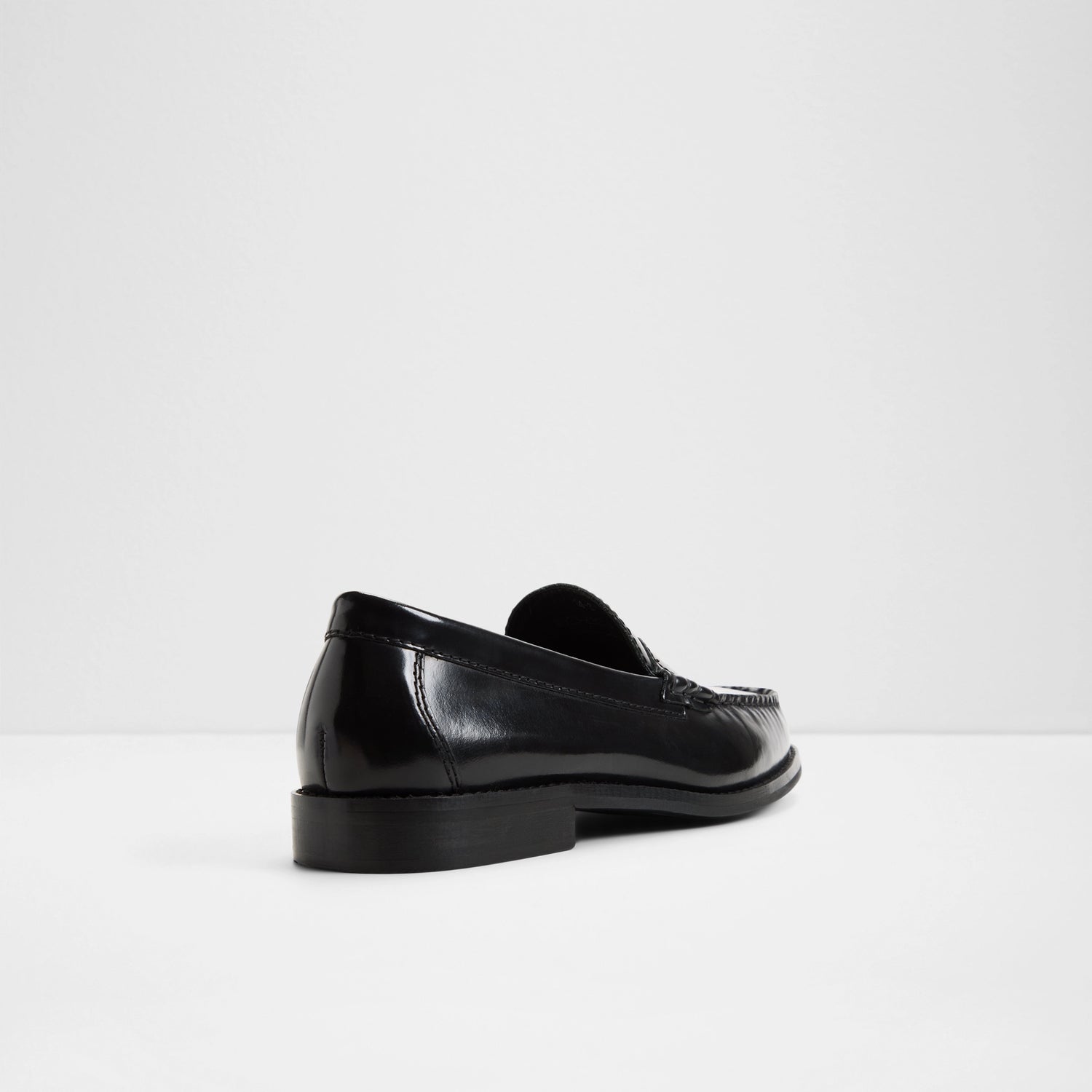 Jarey Loafers