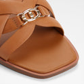 Jennaleriel In Flat Sandals