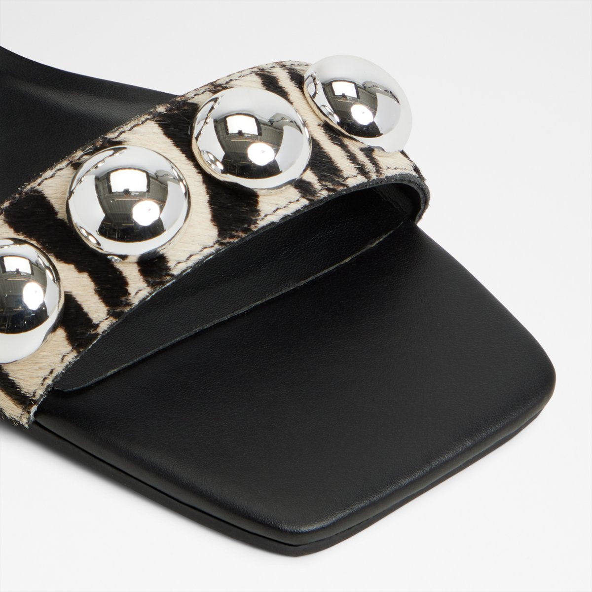 Katalena Flat Sandals