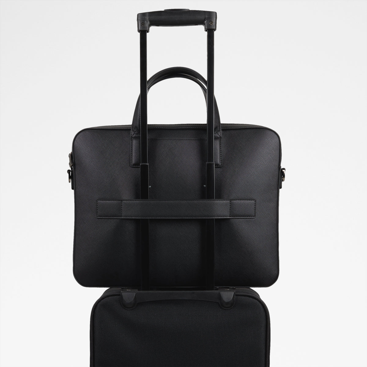 Kevyn Messenger Bag