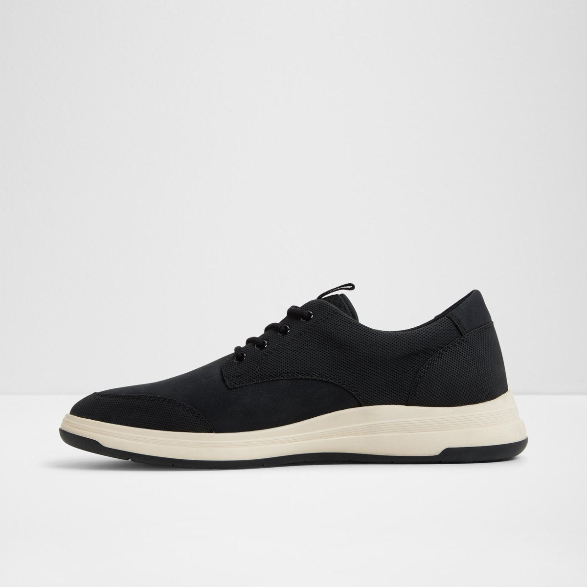 Konnor Lace-Up Shoes
