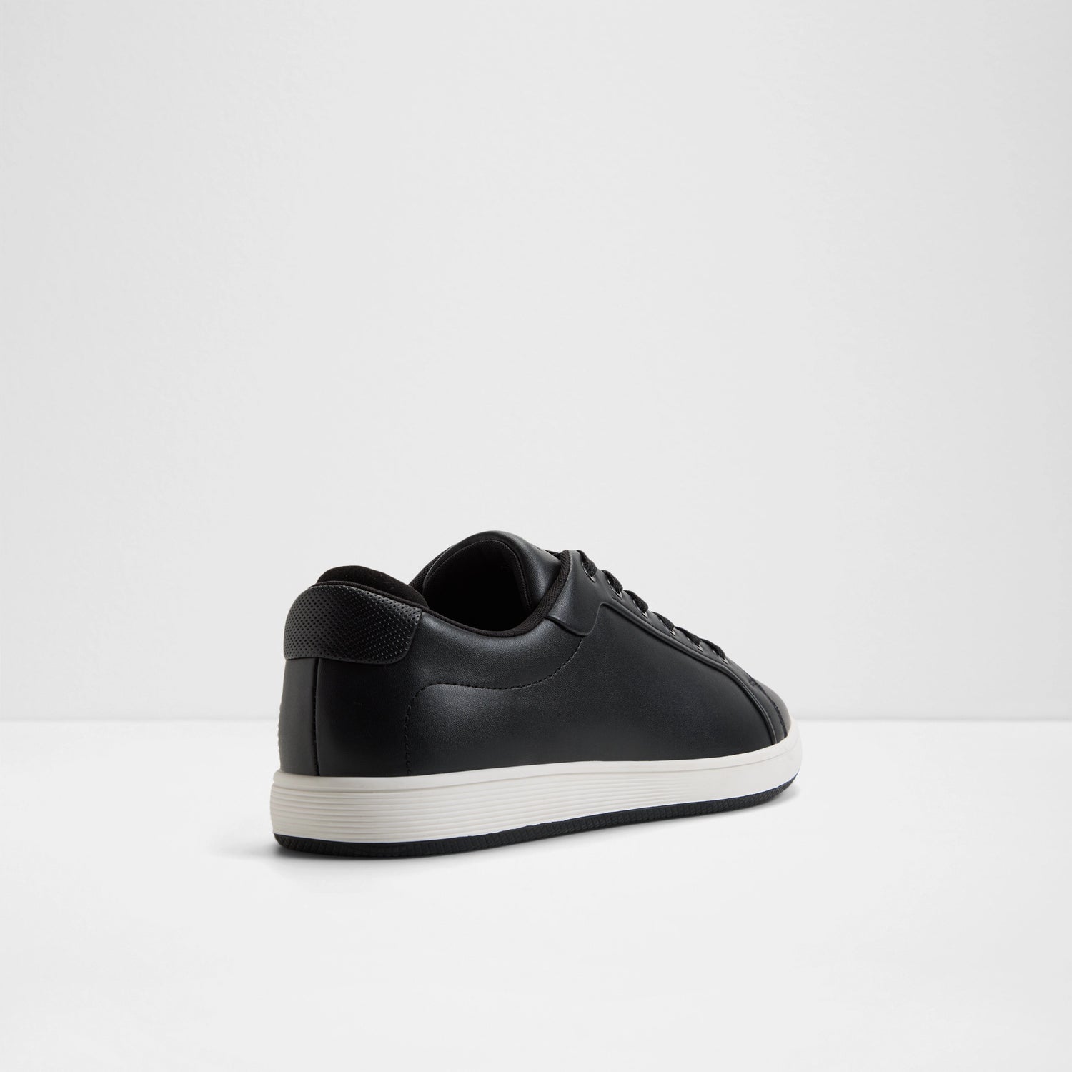 Kosmo Low-Top Sneakers