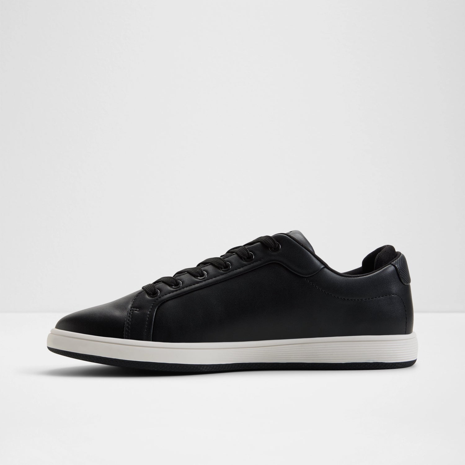 Kosmo Low-Top Sneakers