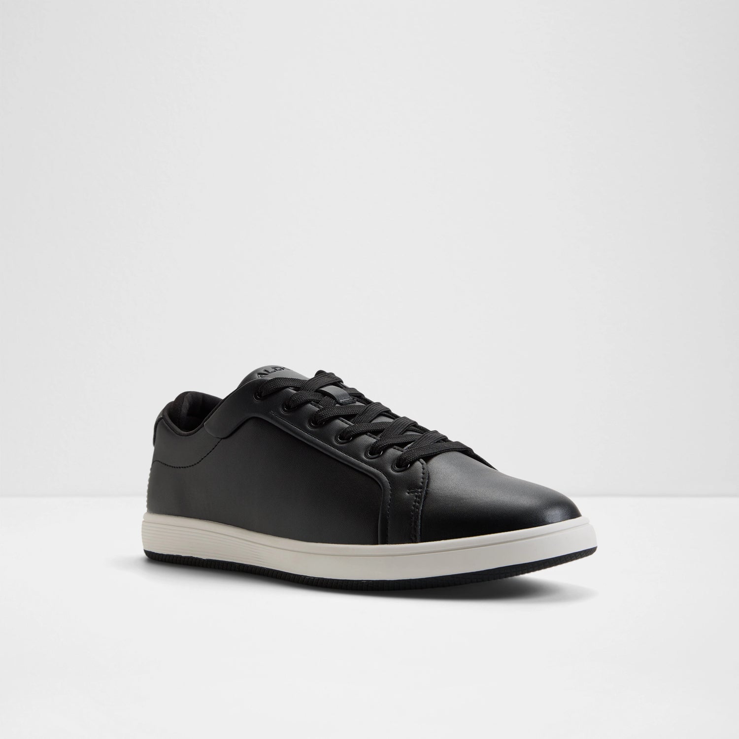 Kosmo Low-Top Sneakers