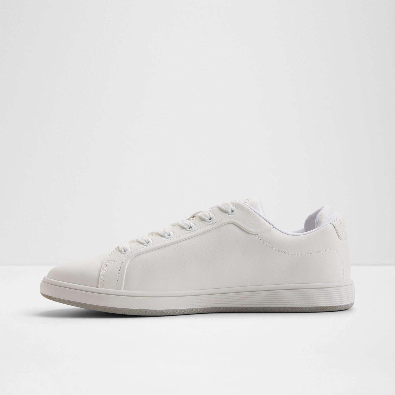 Kosmo Low-Top Sneakers