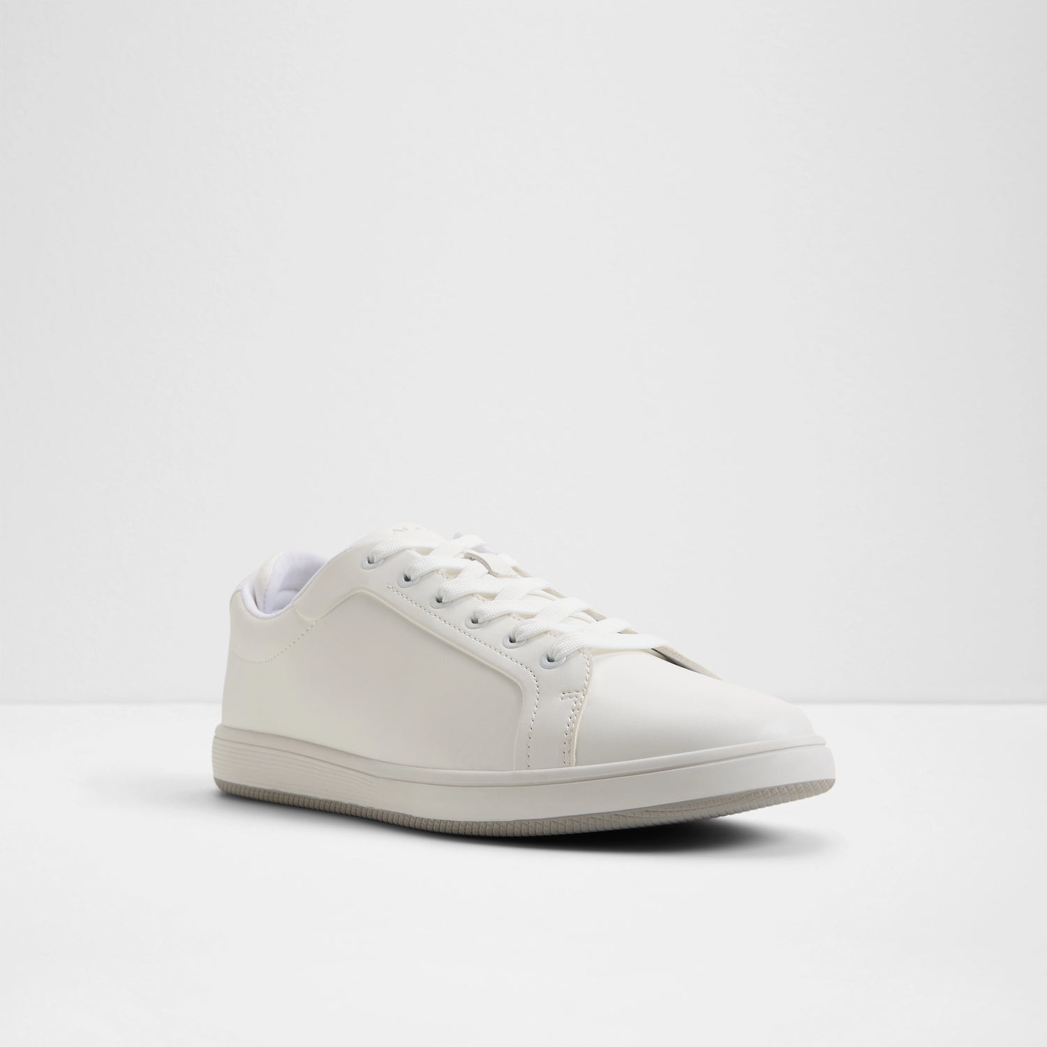 Kosmo Low-Top Sneakers