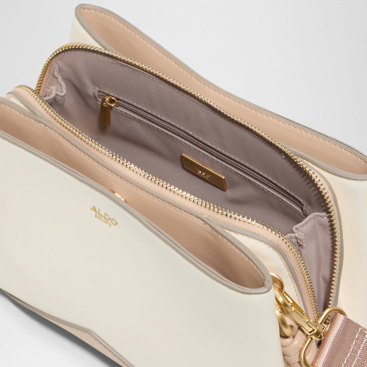 Legoria Cross Body Bag
