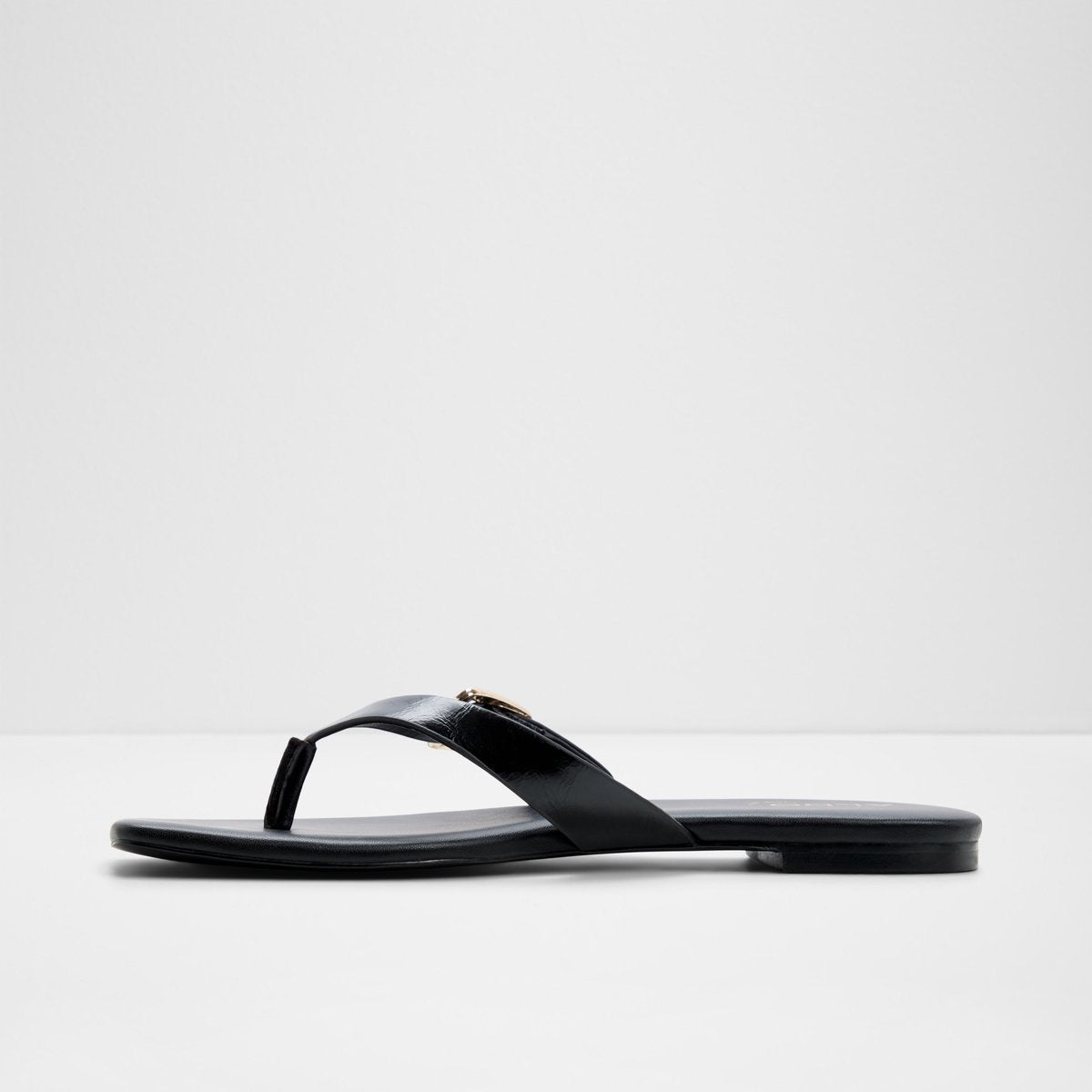 Leonnia Flat Sandals