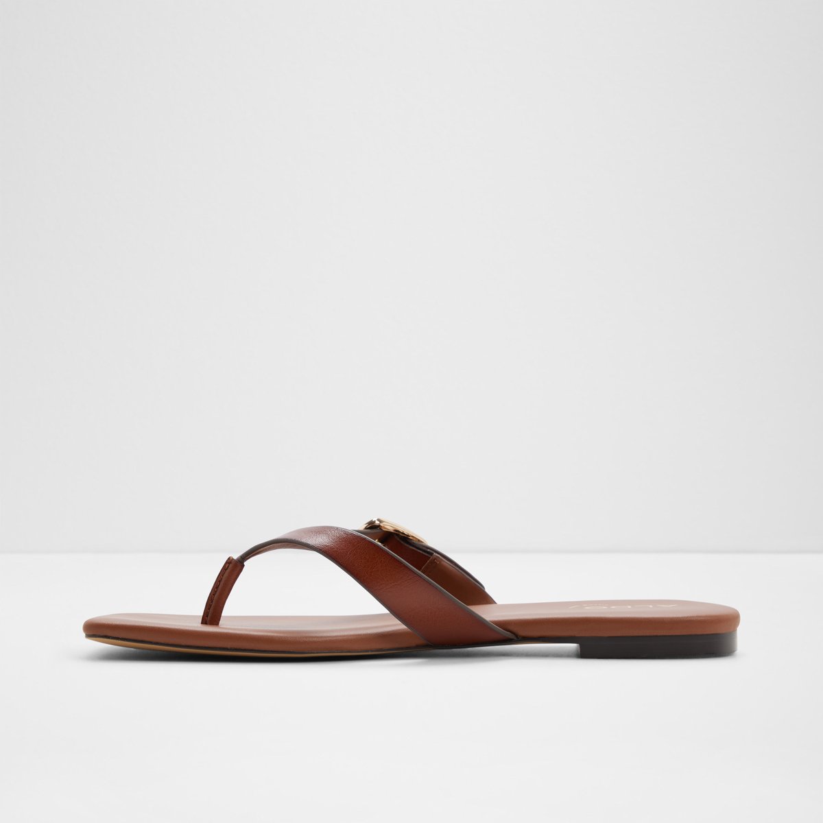 Leonnia Flat Sandals