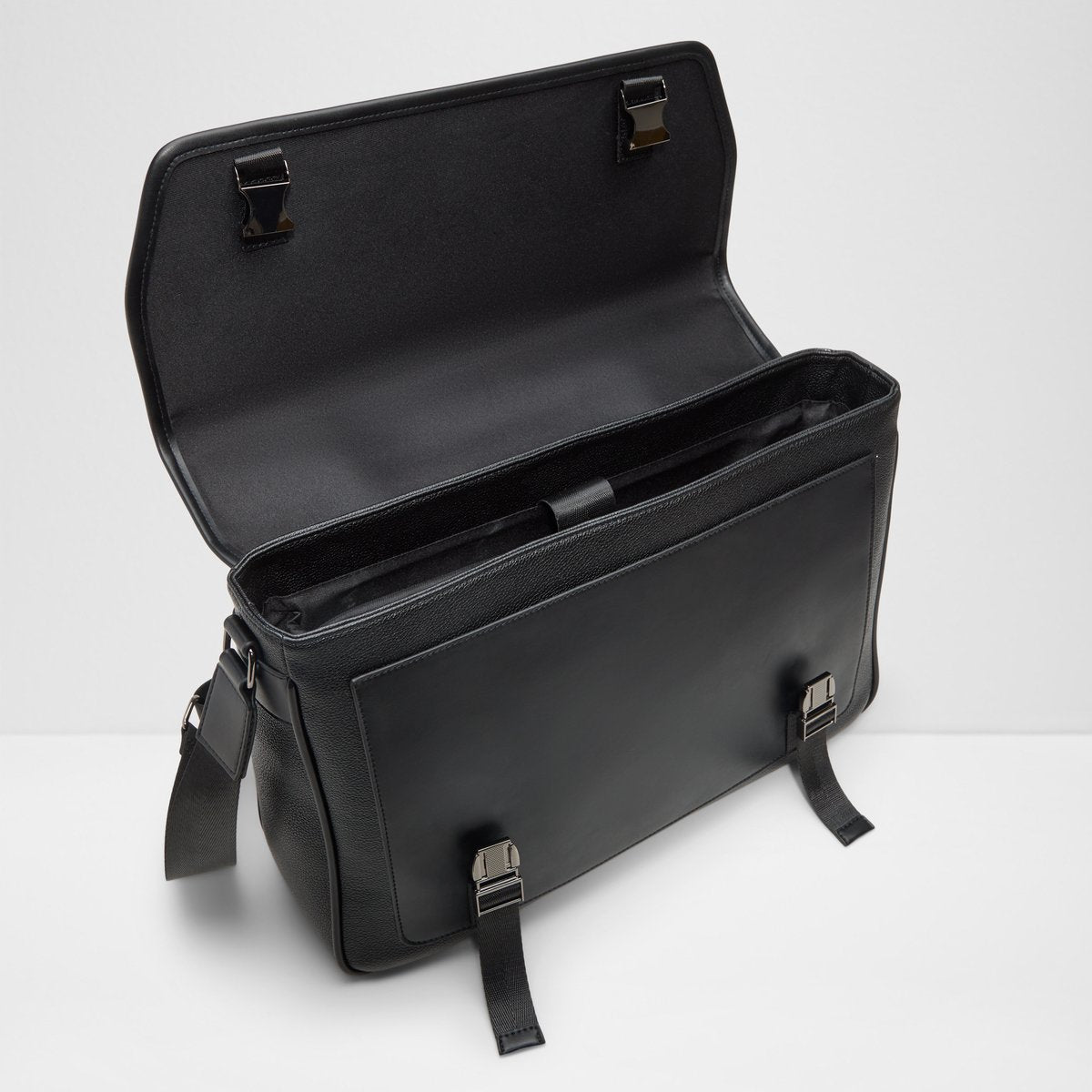 Lewie Messenger Bag