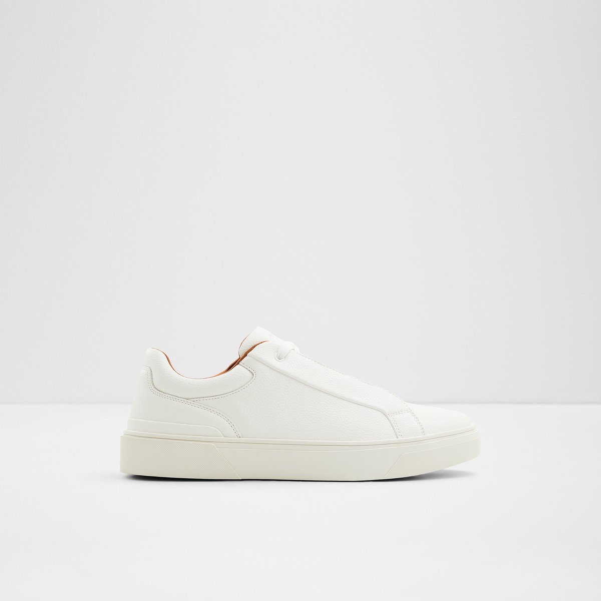Luton Low-Top Sneakers
