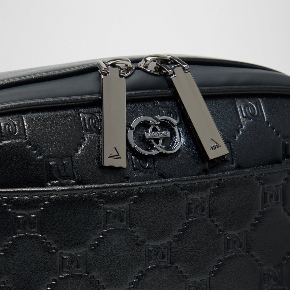 Marckus Cross Body Bag