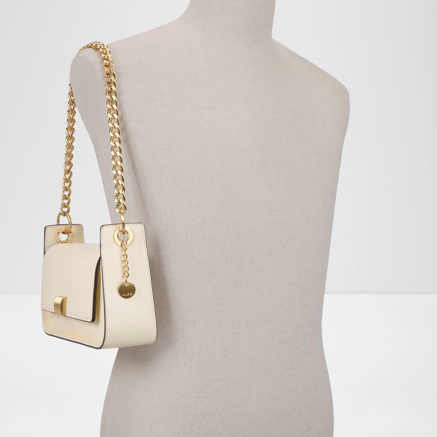 Marisela Shoulder Bag