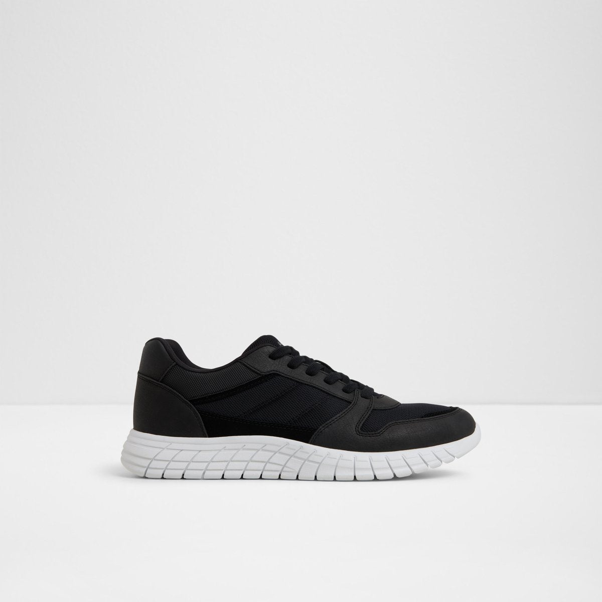 Marty Low-Top Sneakers