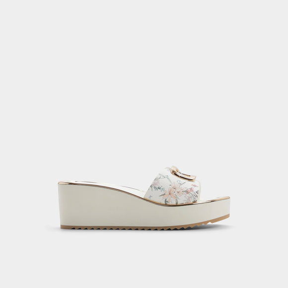 Menhaden Slide Sandals