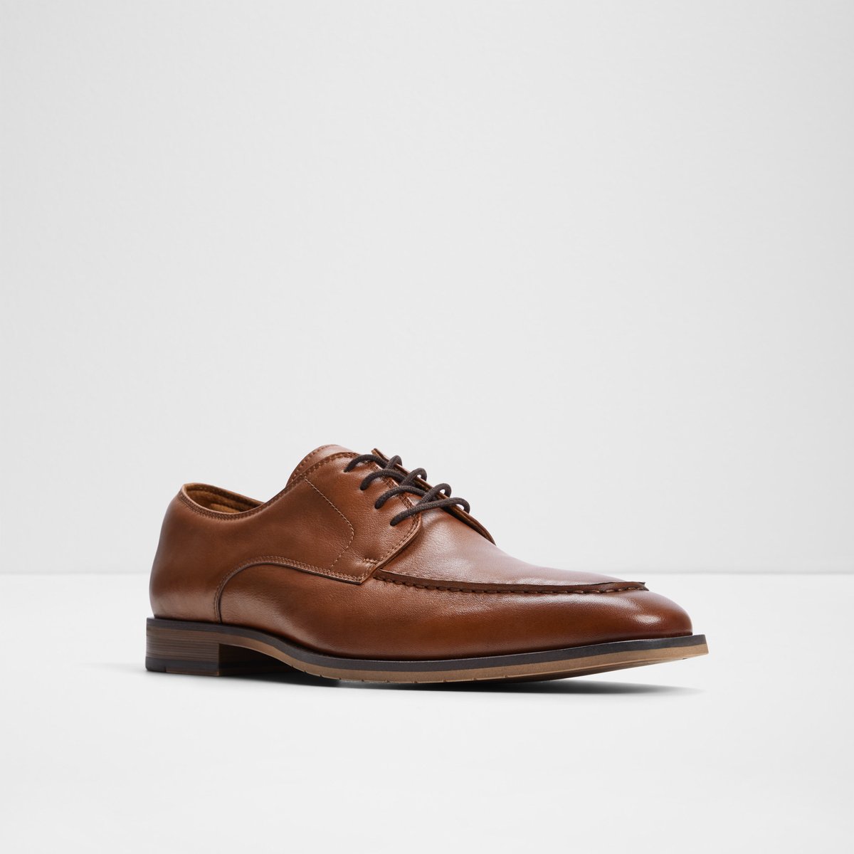 Montcourt Lace-Up Shoes
