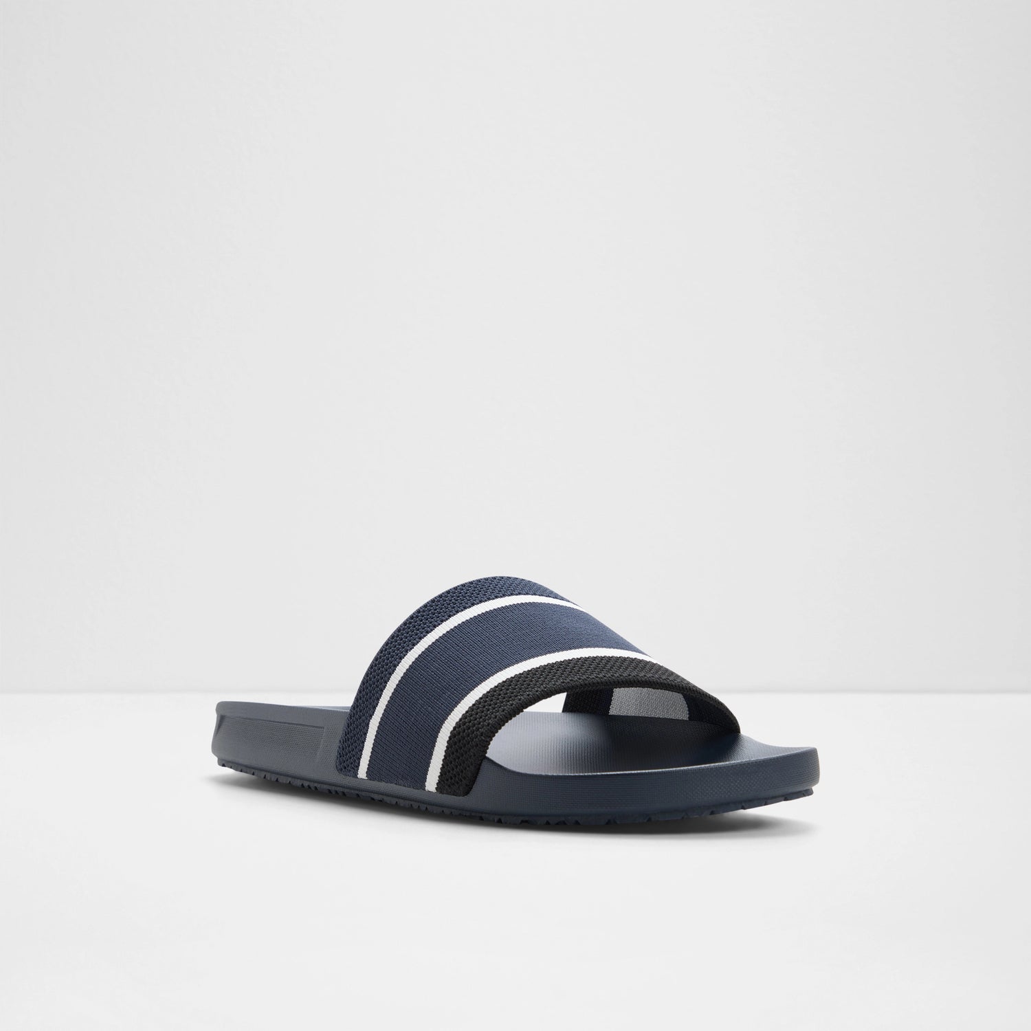 Monte Slide Sandals