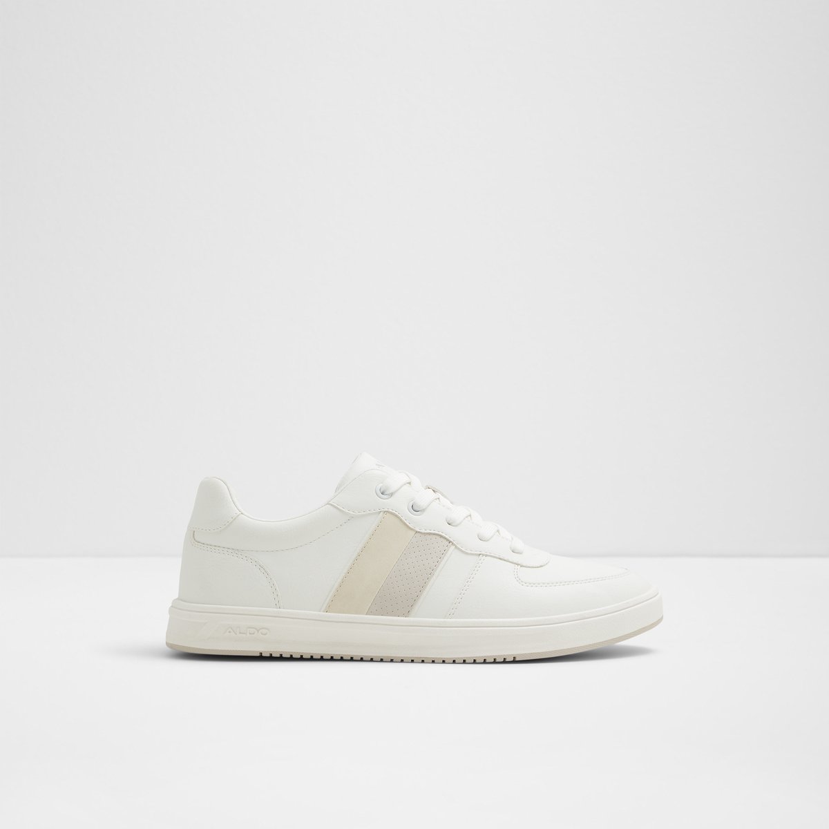 Morrisey Low-Top Sneakers