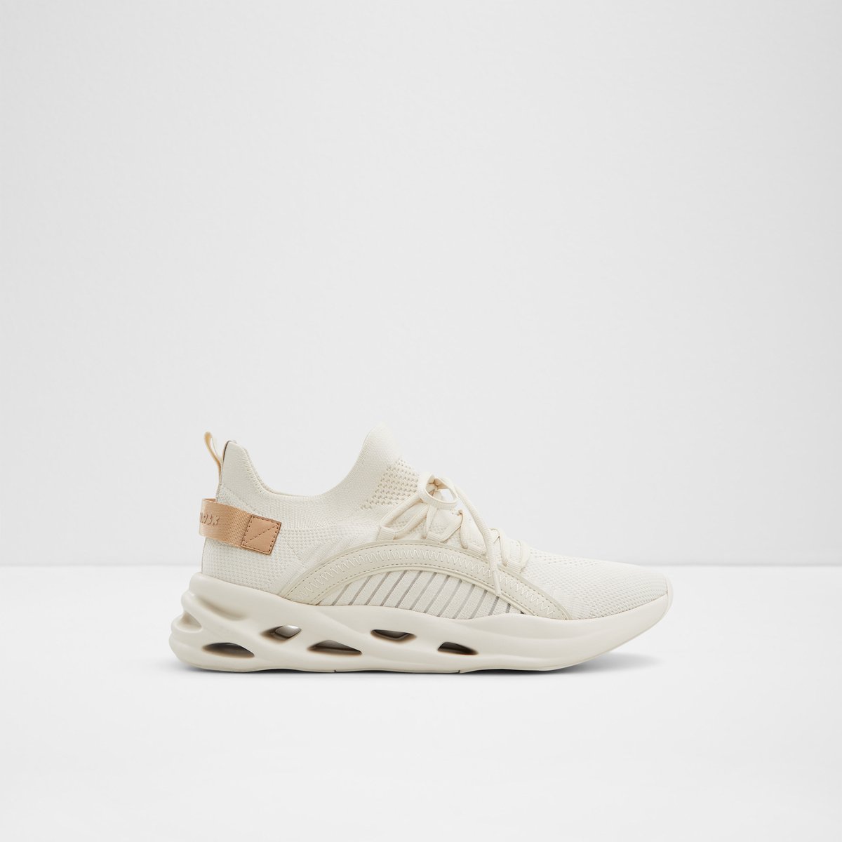 Motionx Low-Top Sneakers