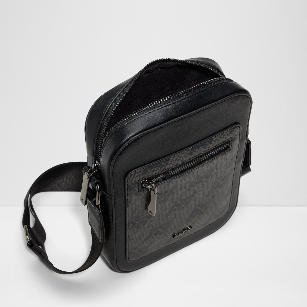 Murvyn Cross Body Bag