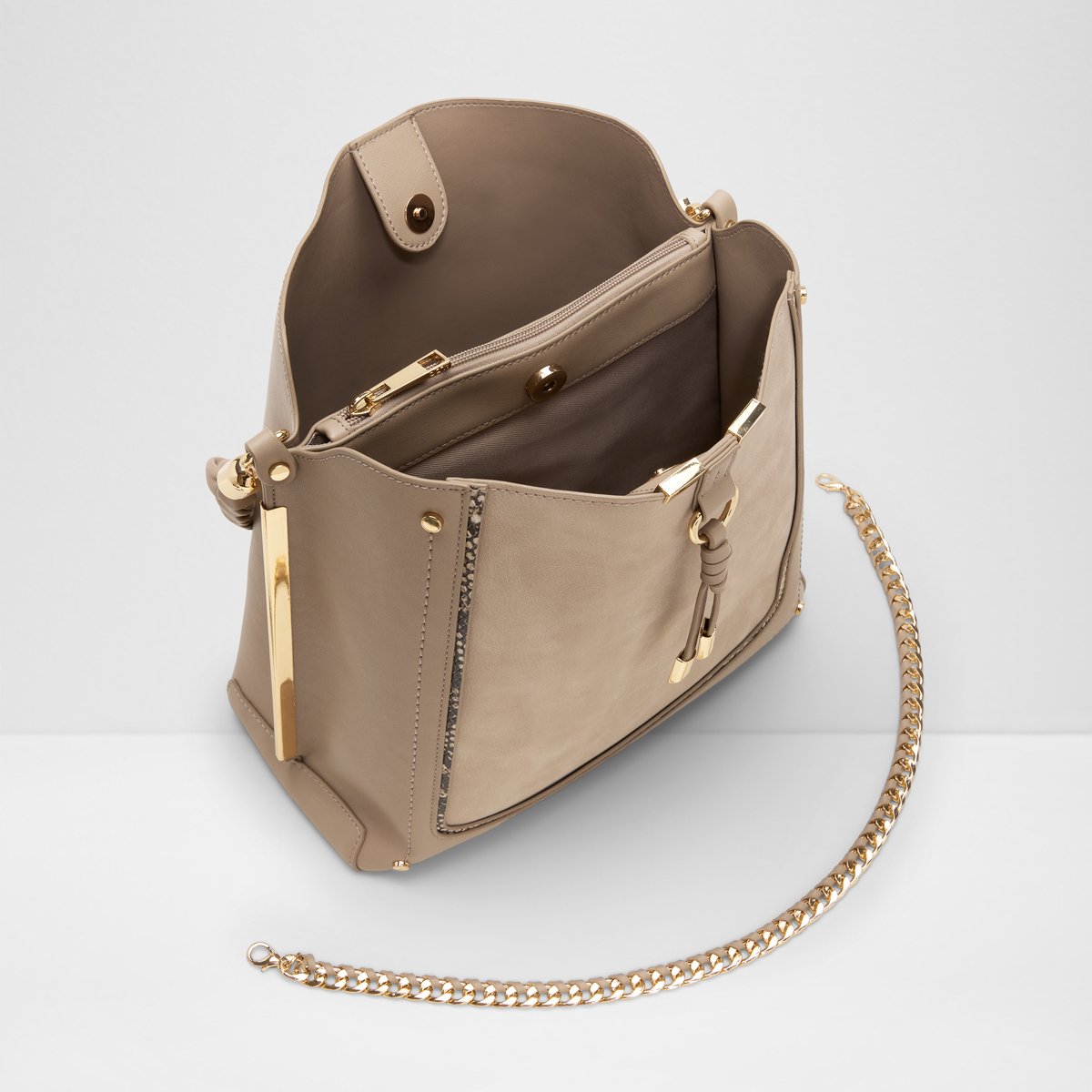 Nalayna Bucket Bag
