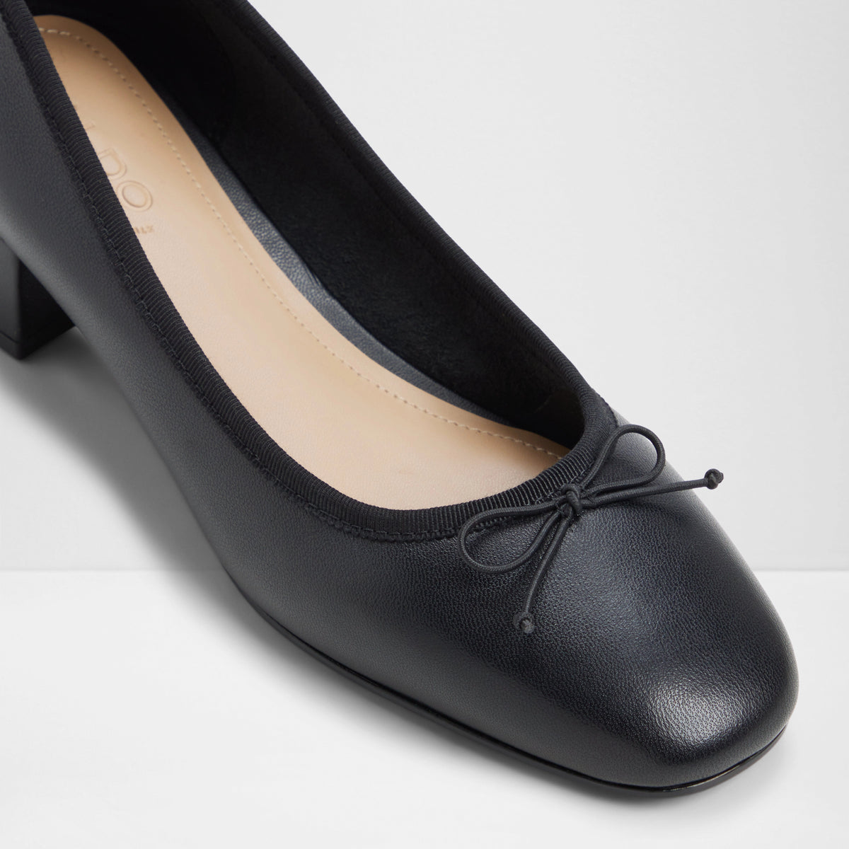 Norreybow Ballet Flats