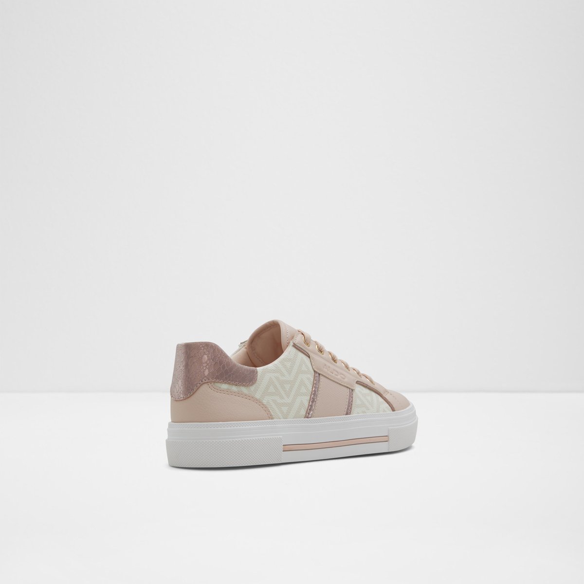 Onirasean Low-Top Sneakers