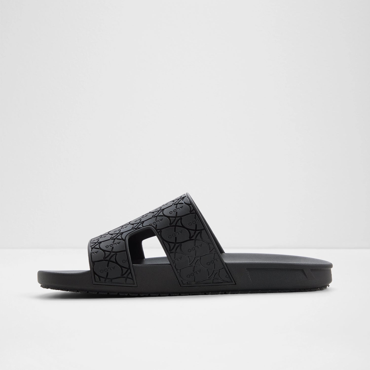 Oskar Slide Sandals