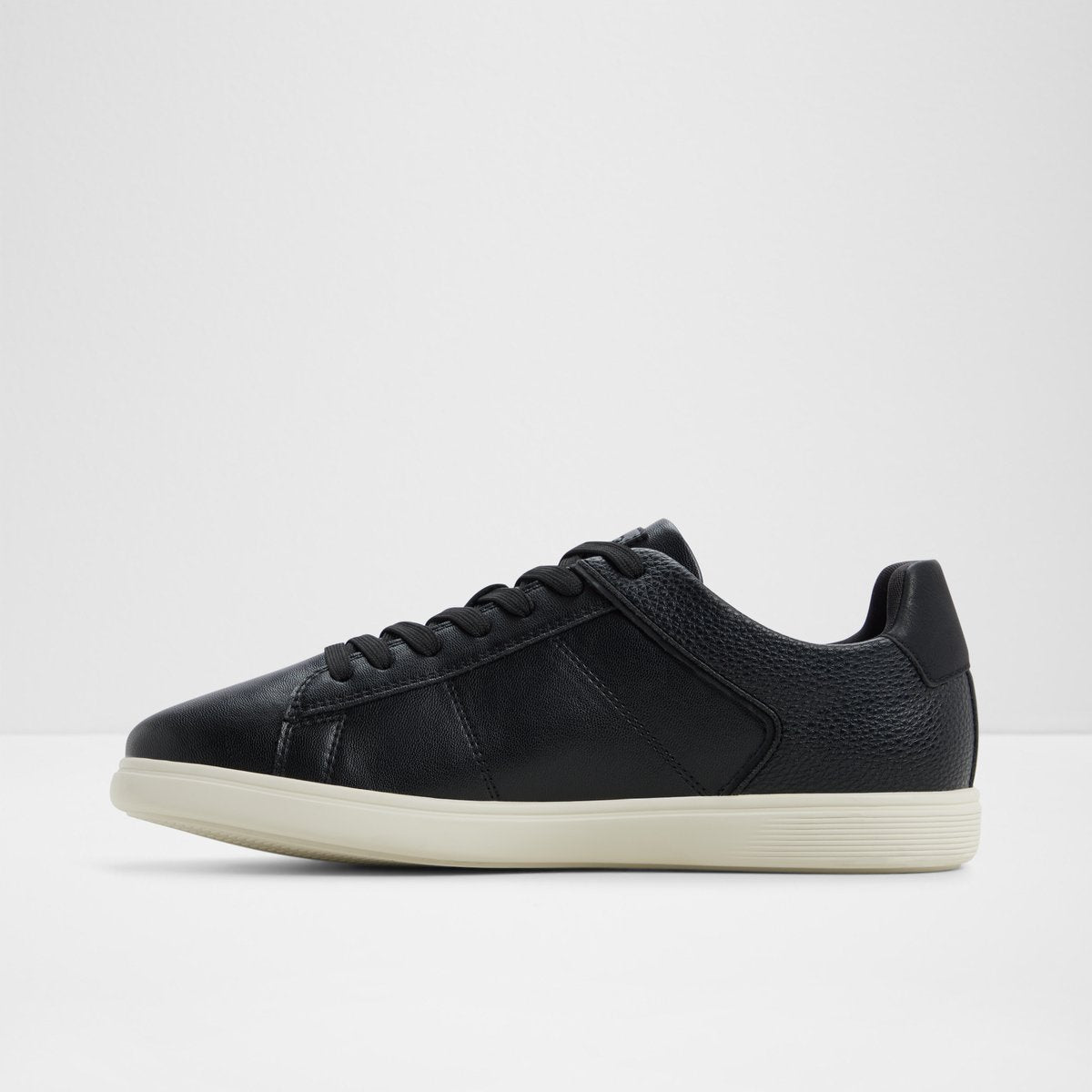 Ovie Low-Top Sneakers