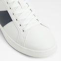 Ozzy Low-Top Sneakers