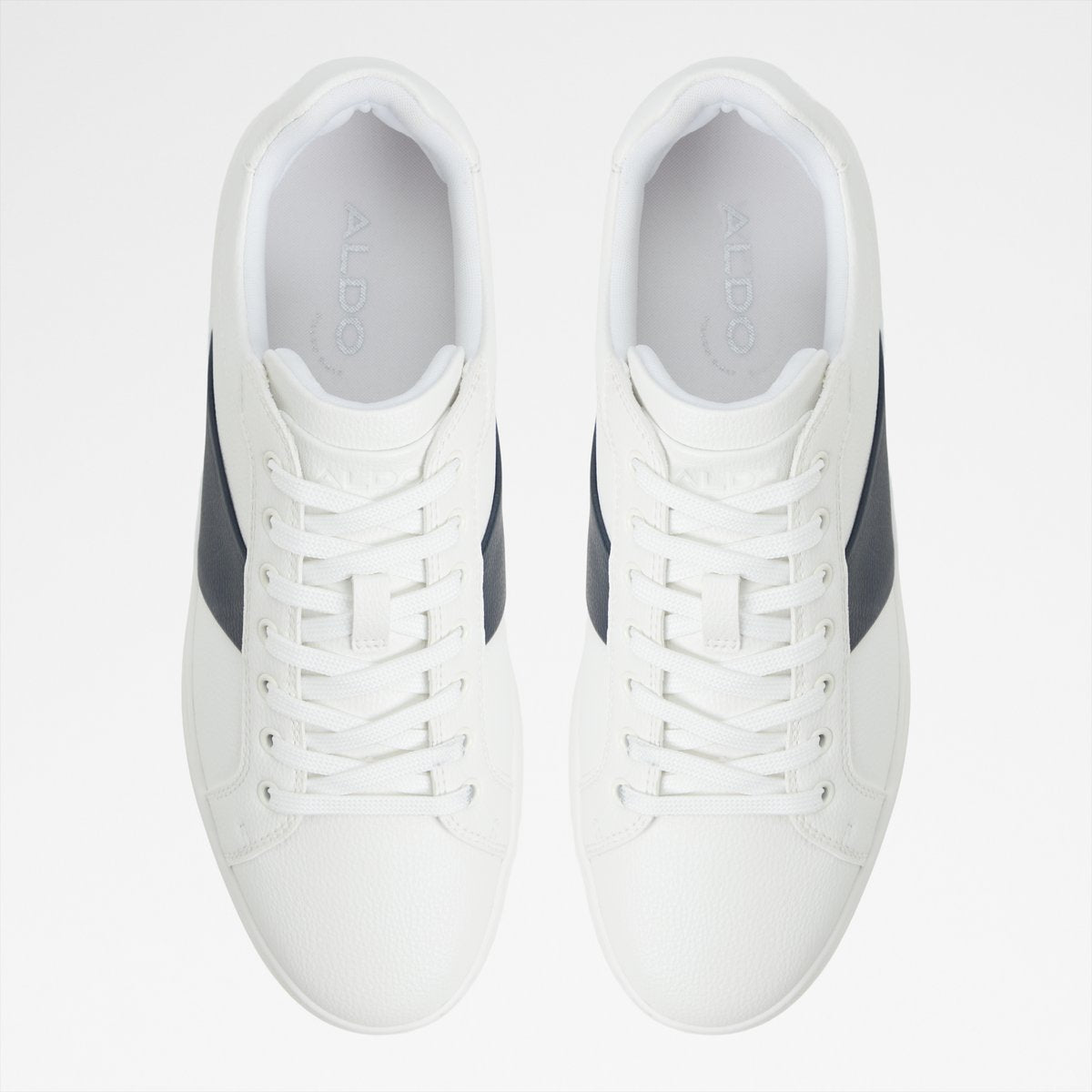 Ozzy Low-Top Sneakers