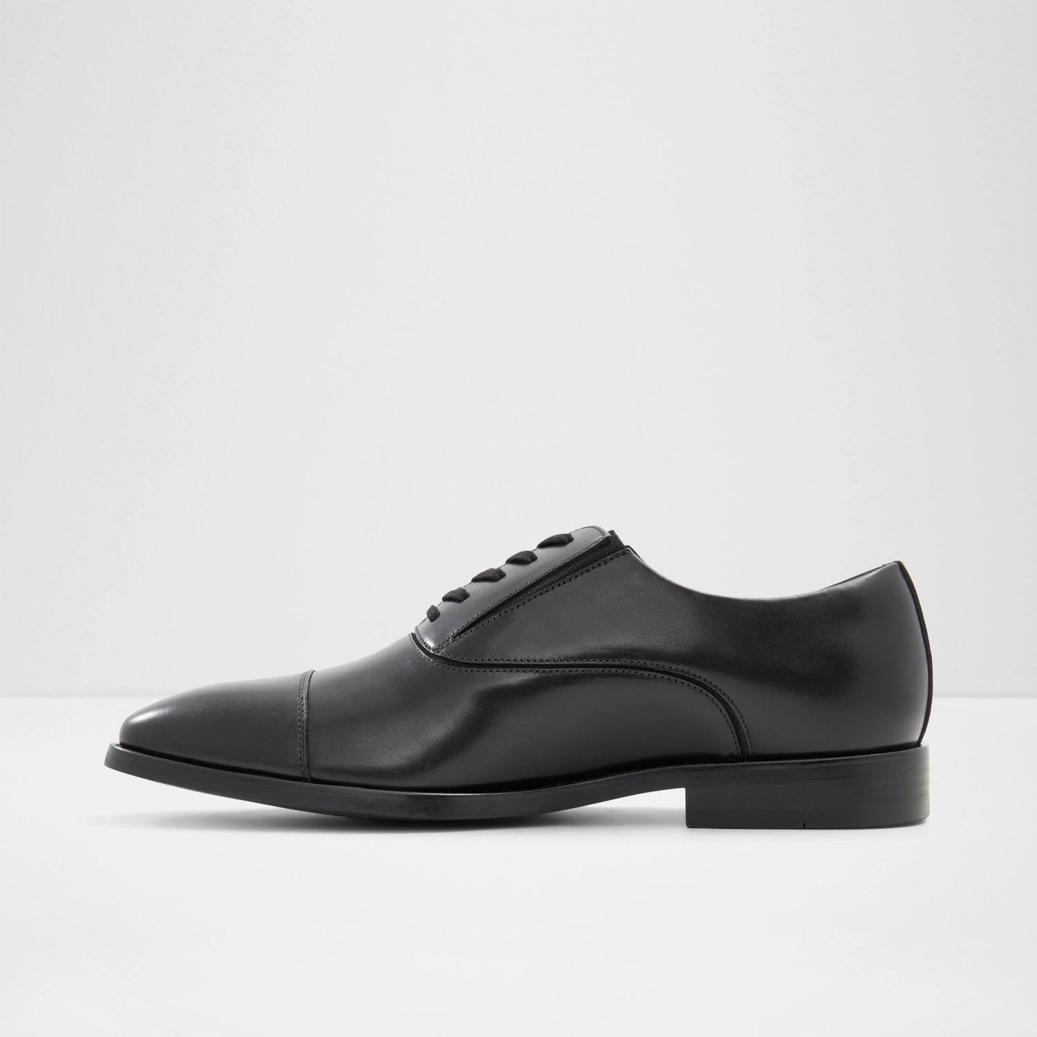Paxley Oxford Shoes
