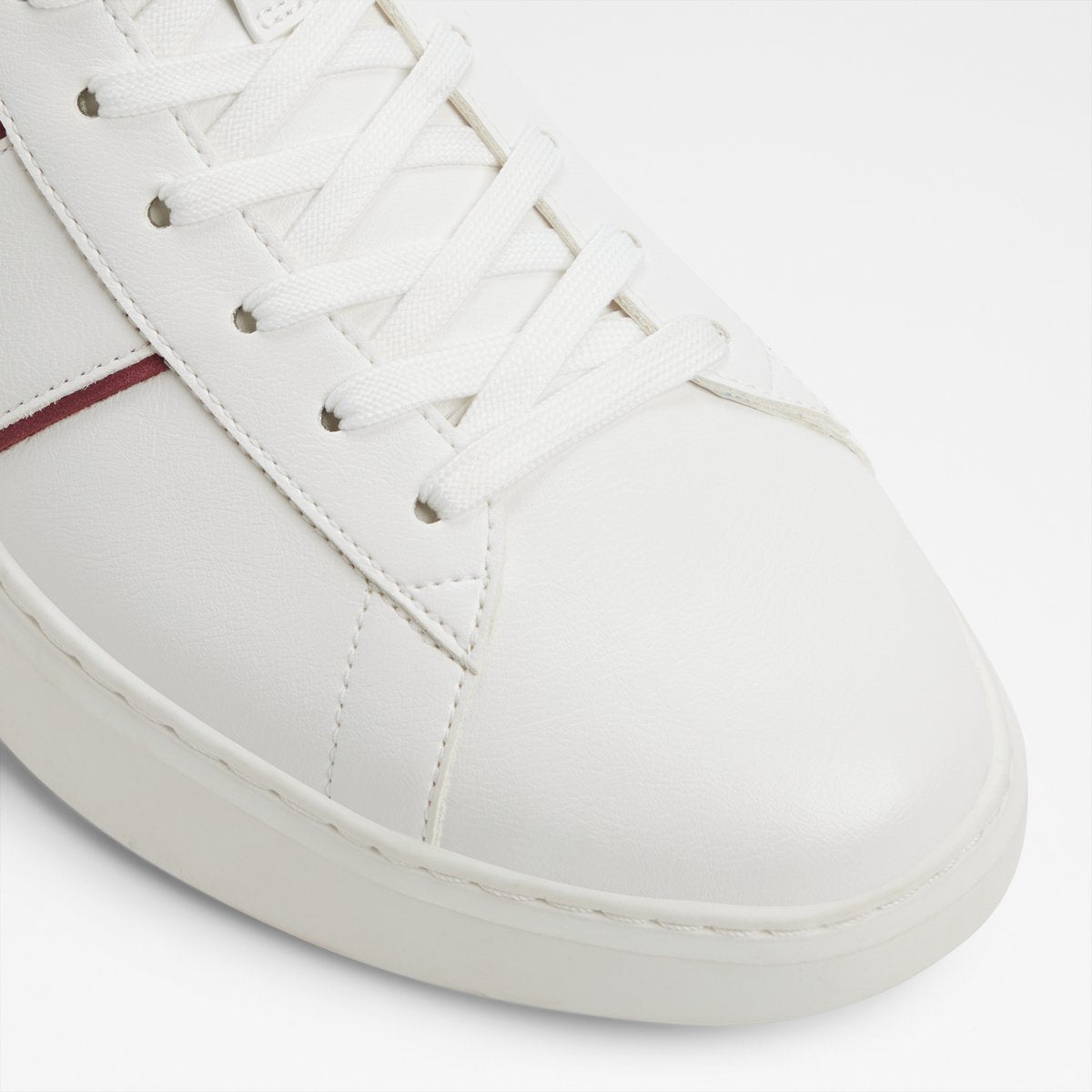 Paxon Low-Top Sneakers