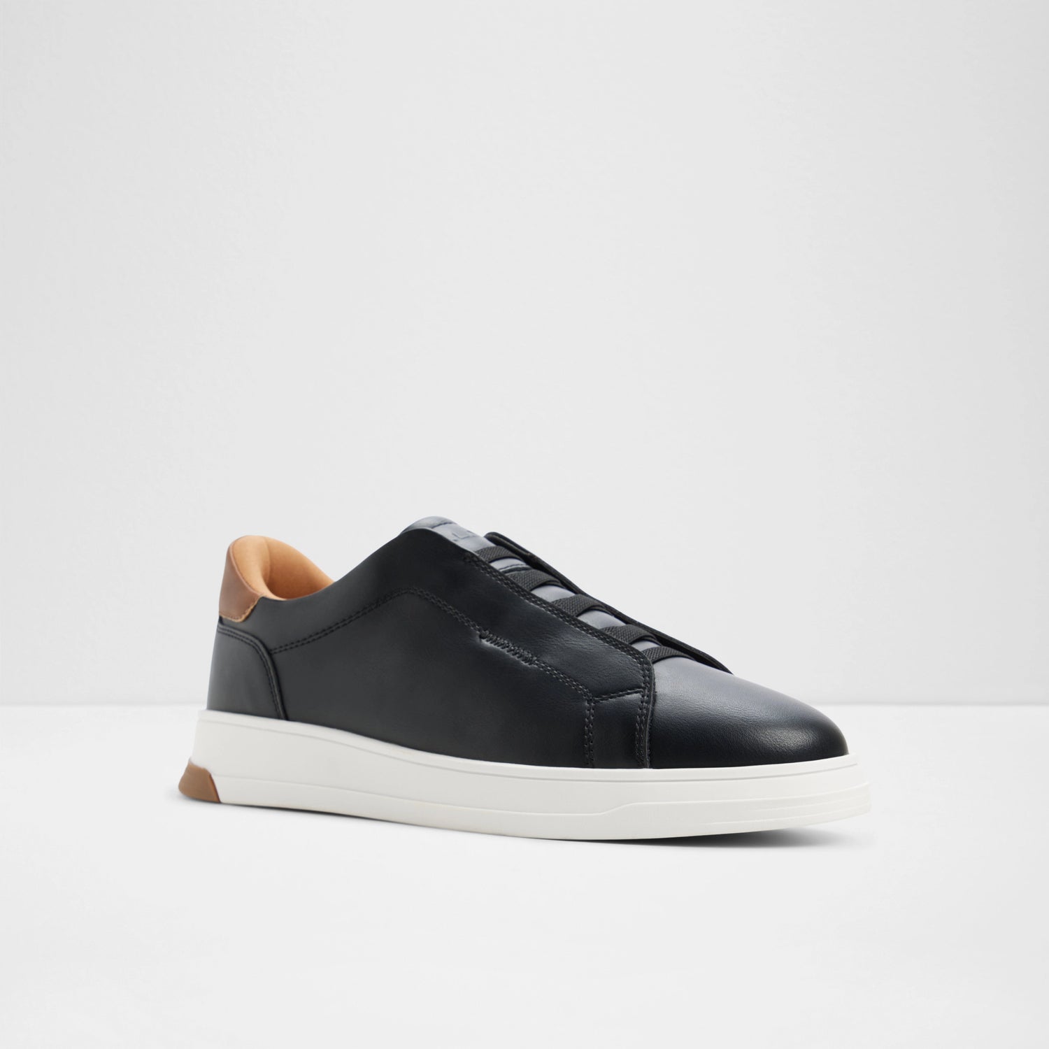 Pearce Low-Top Sneakers
