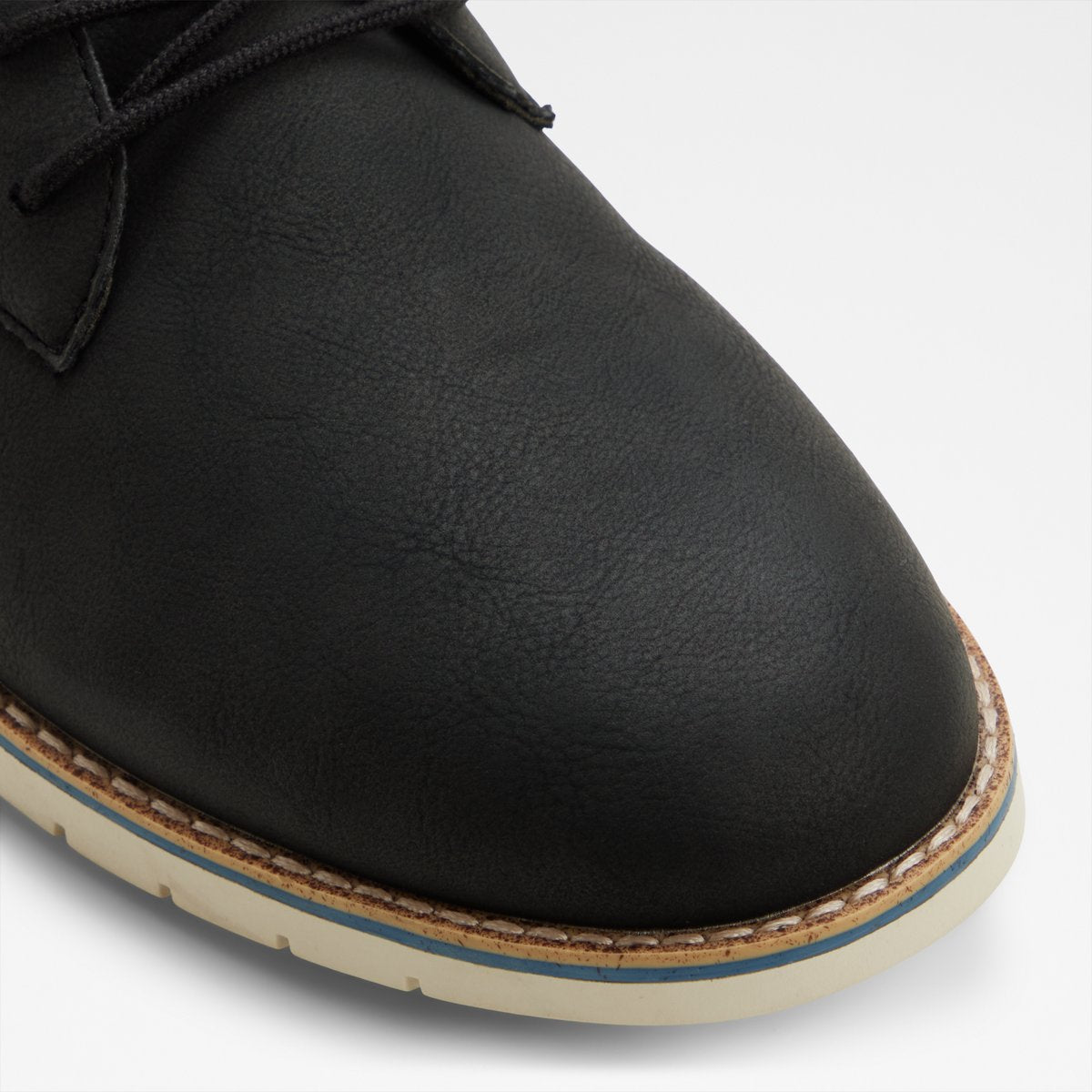 Pedro Low-Top Sneakers
