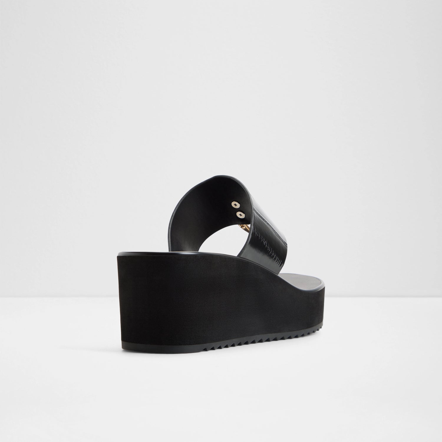 Penelopy T-strap Sandals