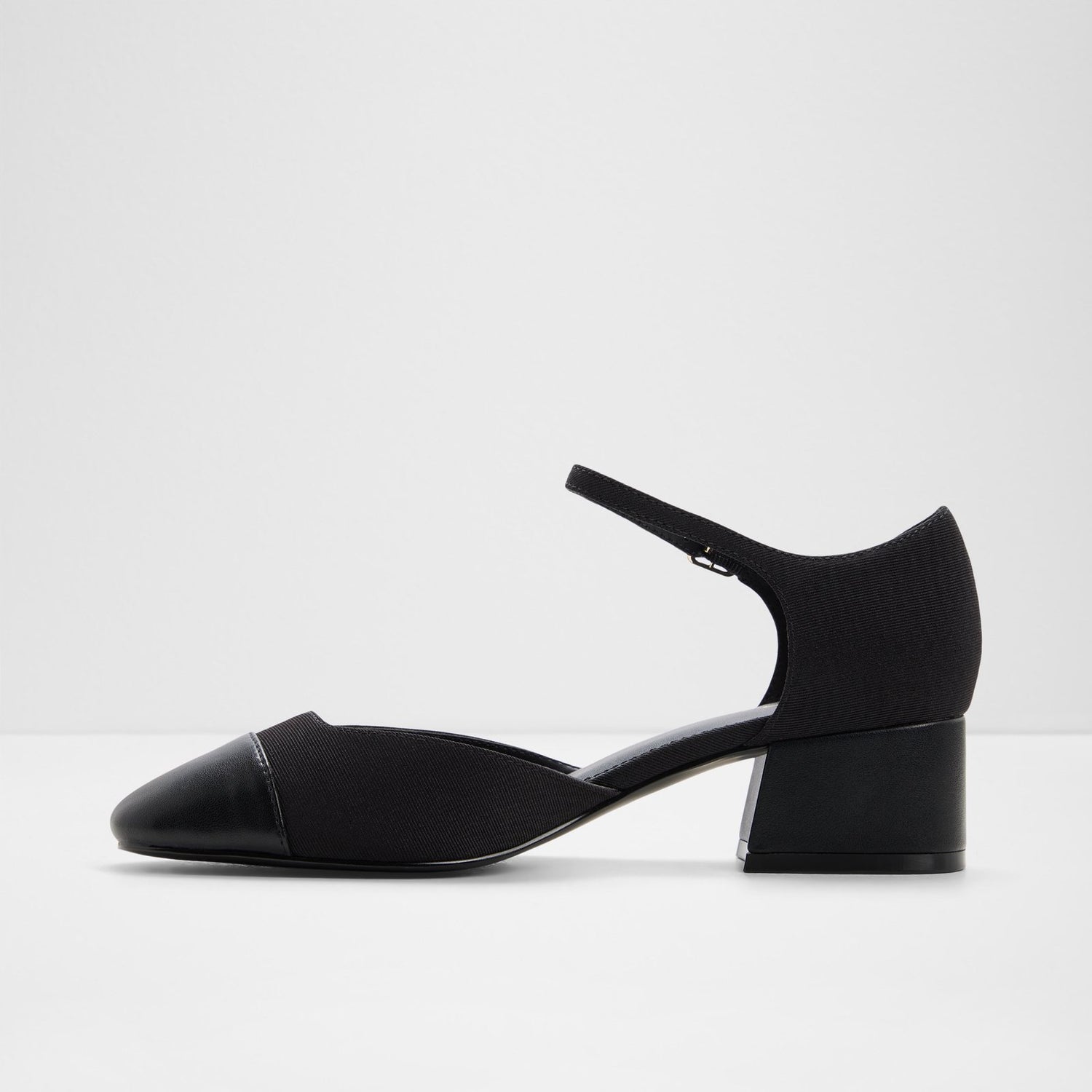 Pensarn Heeled Shoes