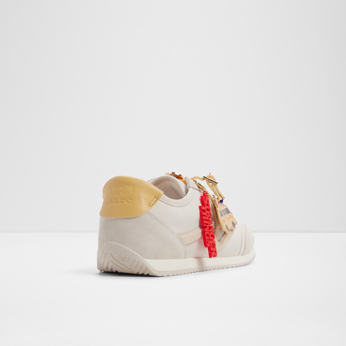 Pineapplepizza Jogger Sneakers
