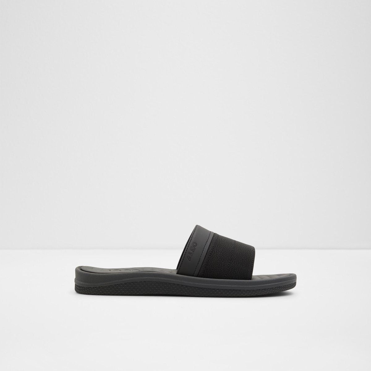 Plantago Slide Sandals