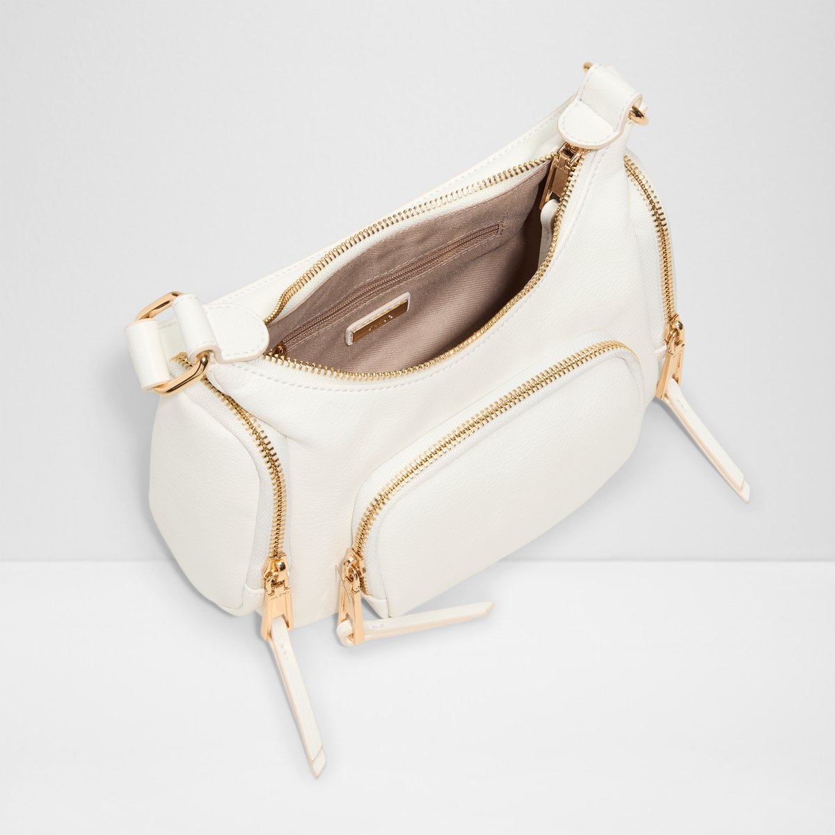 Ppiperr Shoulder Bag