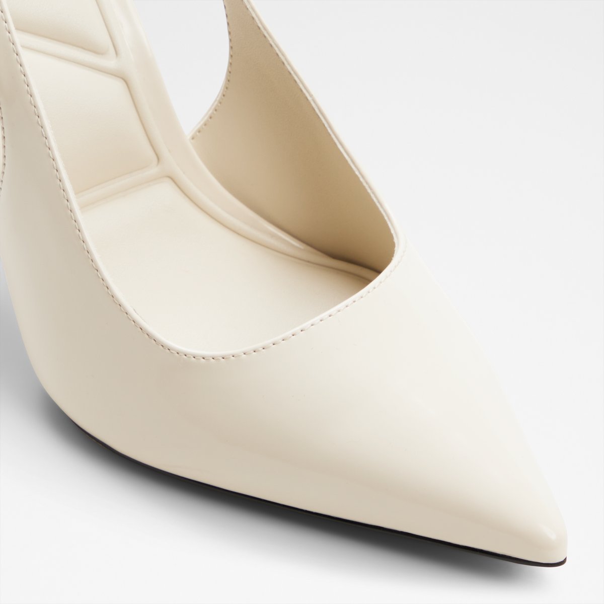 Puckerup Heeled Shoes