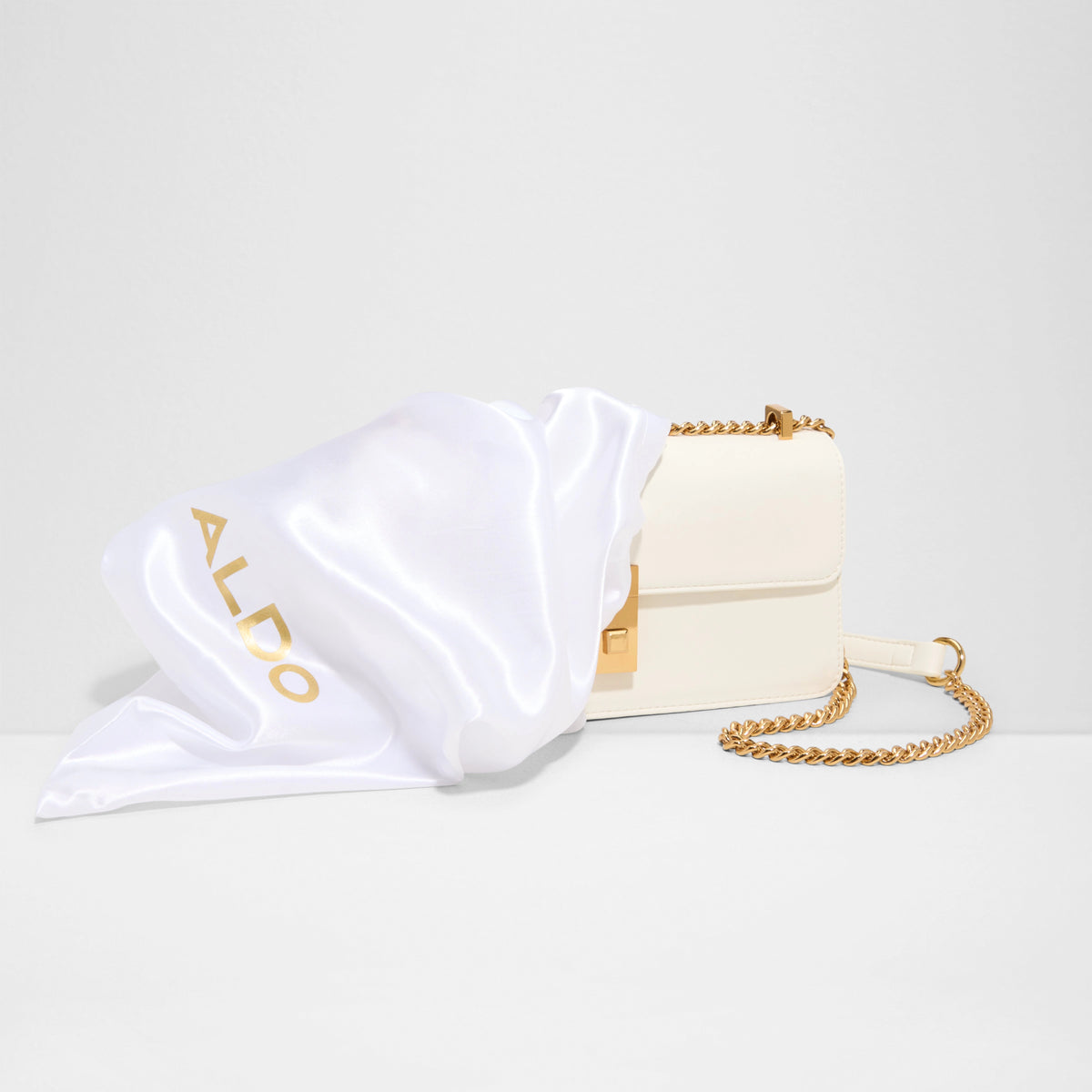 Ravisa Cross Body Bag
