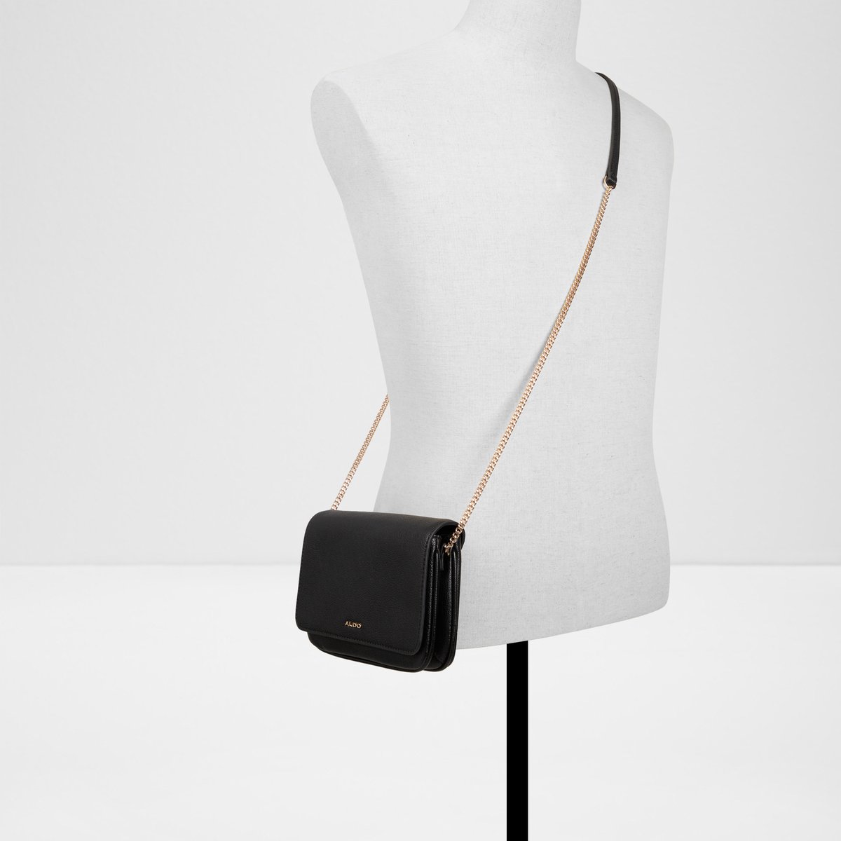 Riverly Cross Body Bag