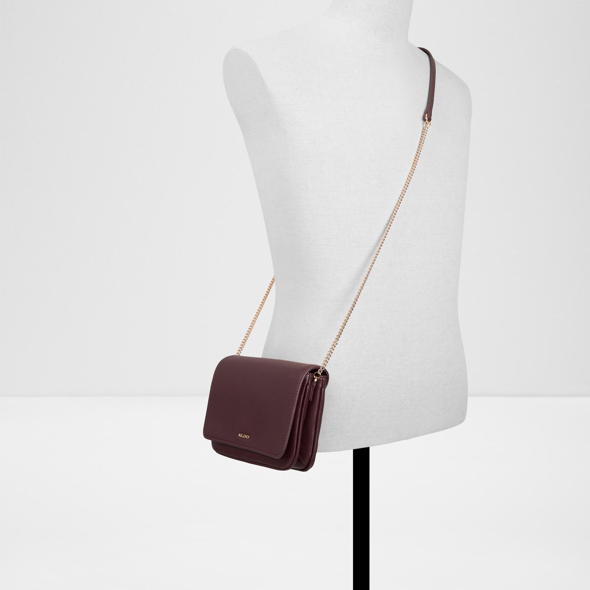 Riverly Cross Body Bag