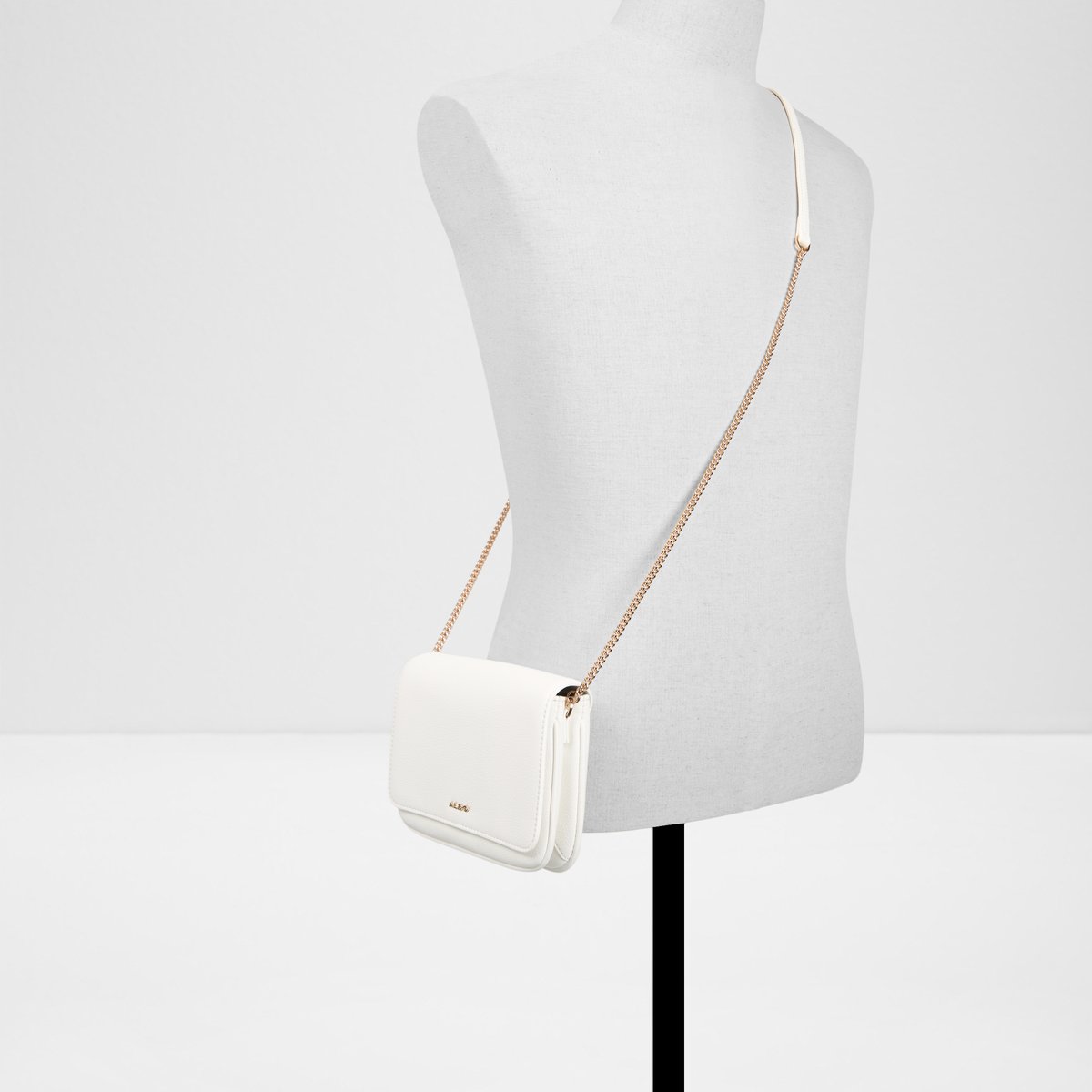 Riverly Cross Body Bag