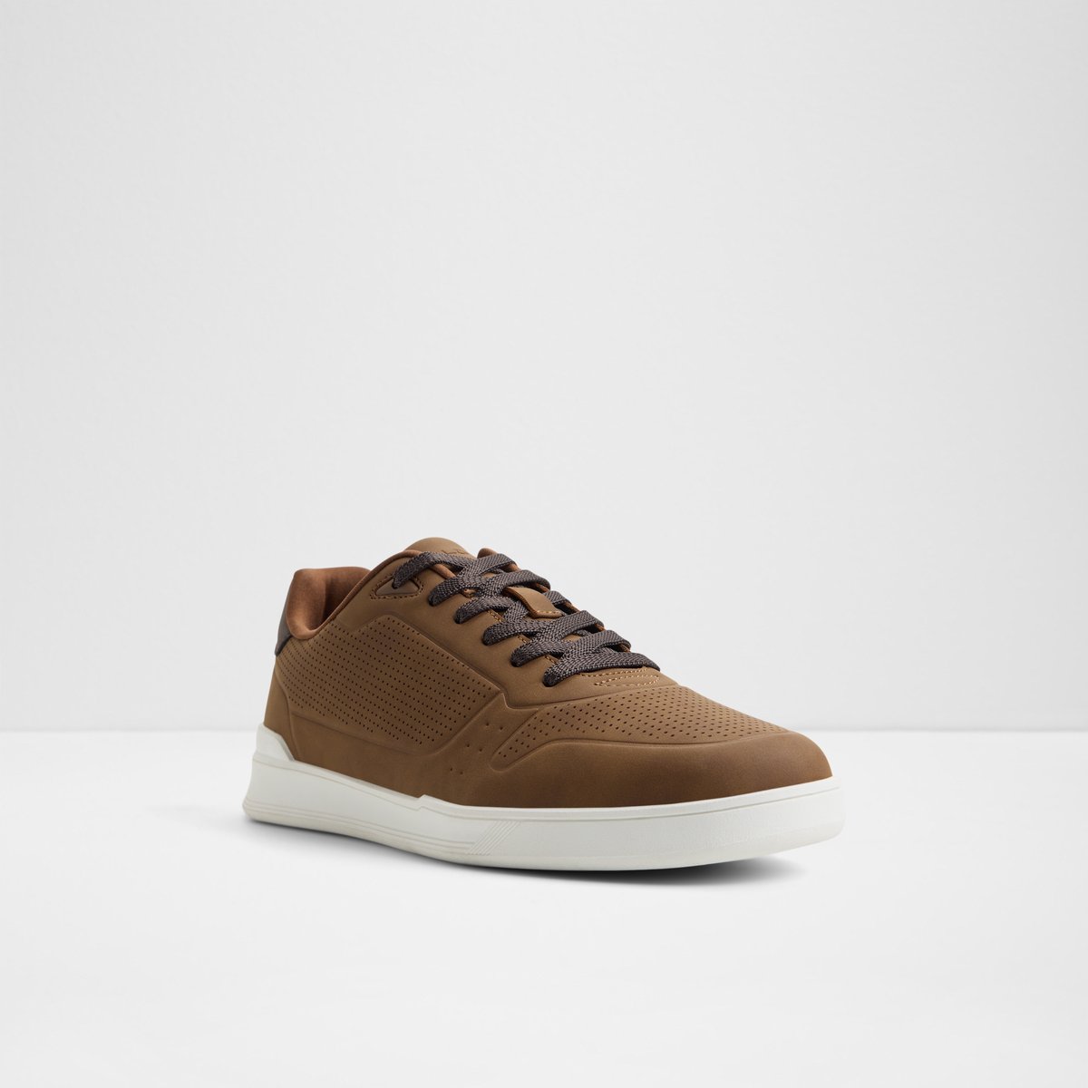 Robie Low-Top Sneakers