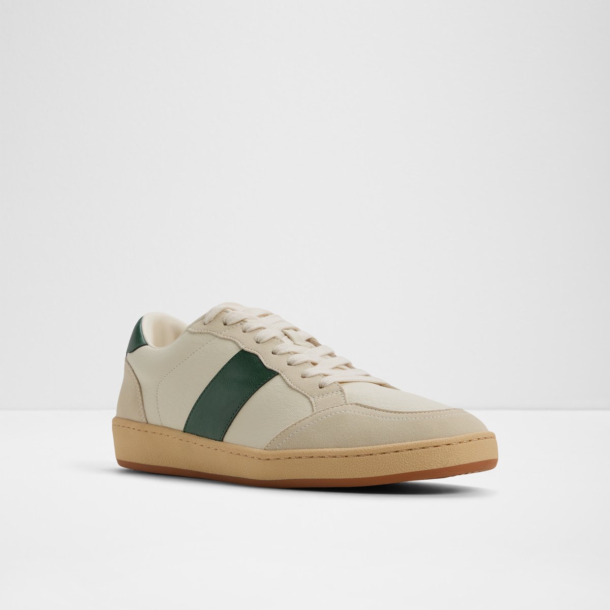 Roscoe Low-Top Sneakers