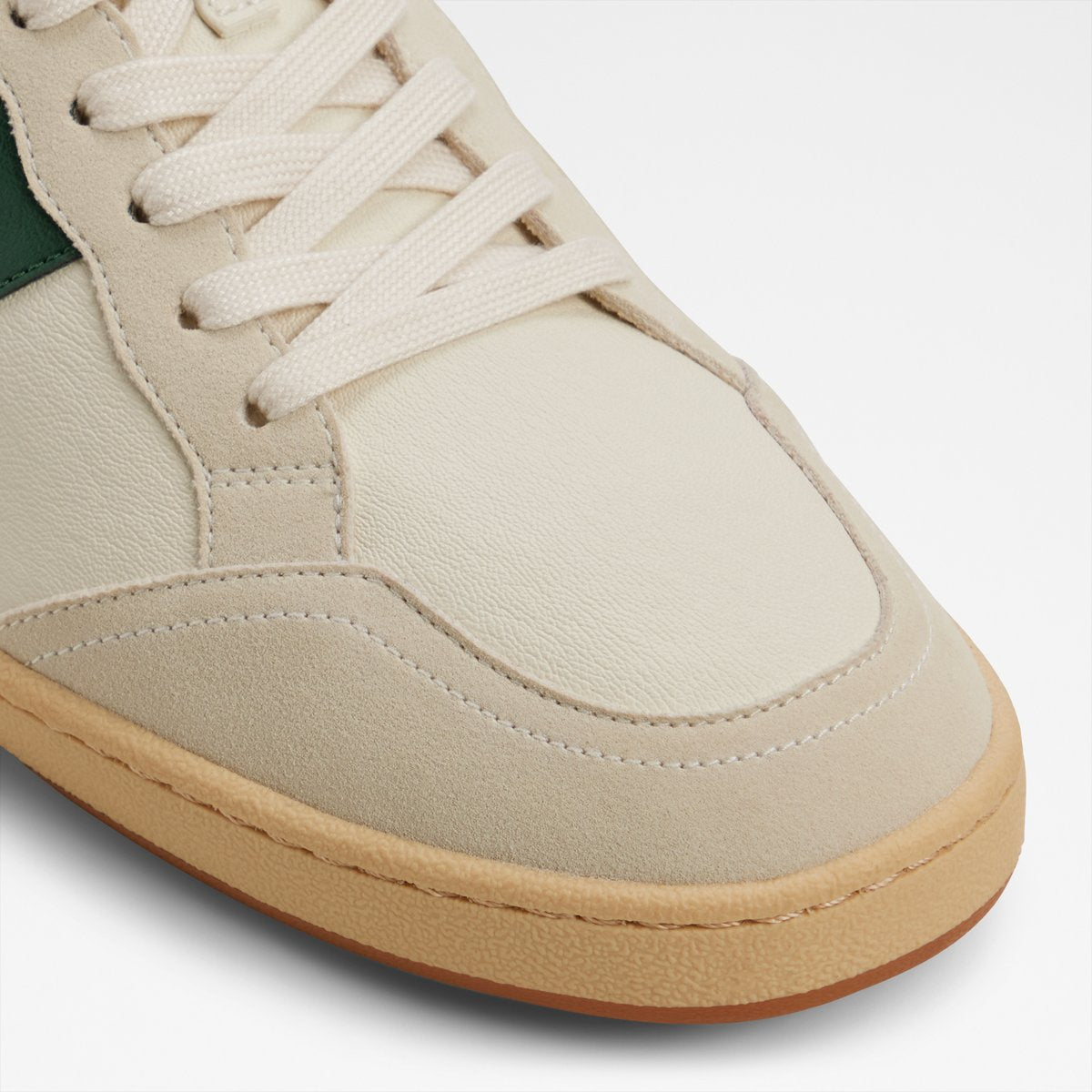 Roscoe Low-Top Sneakers