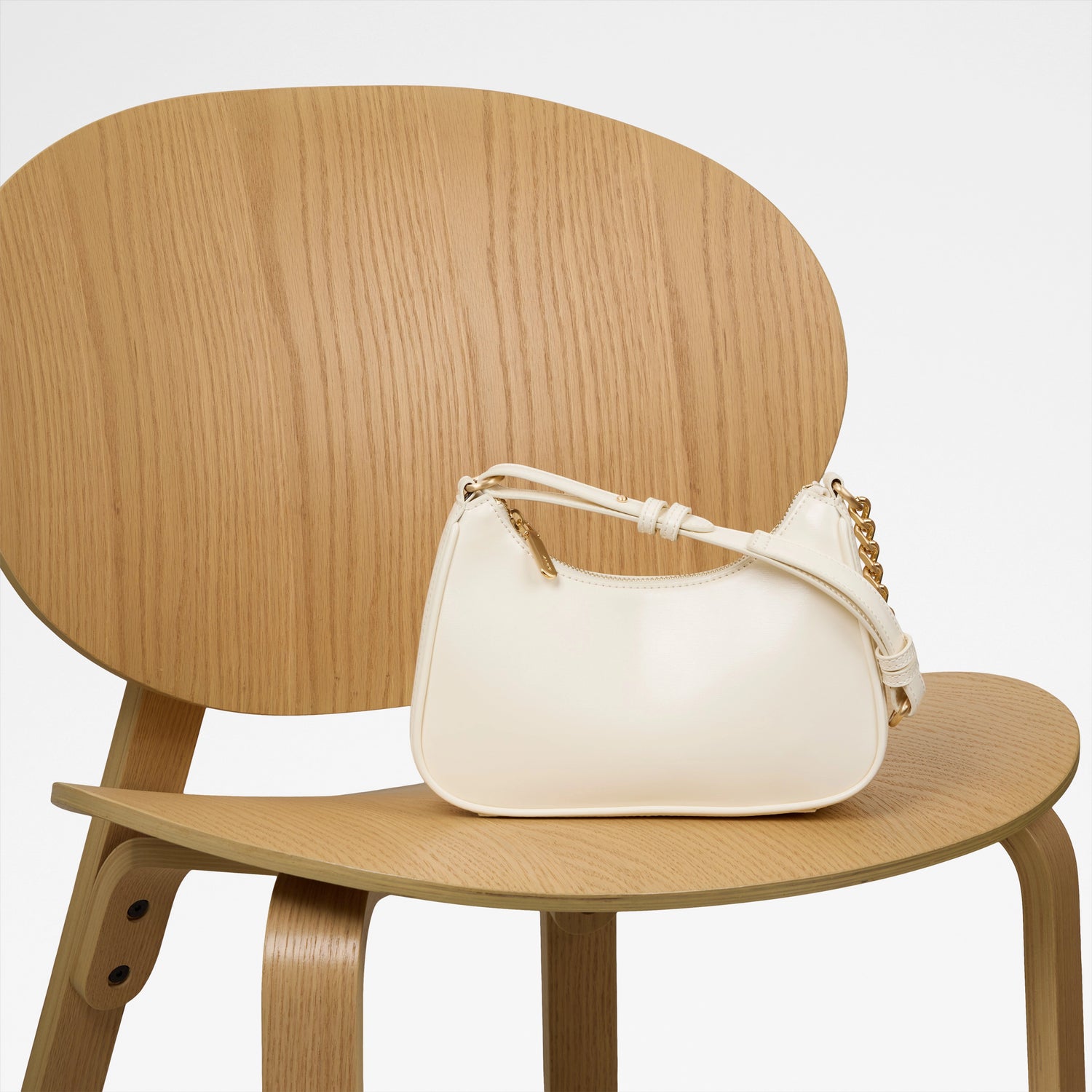 Sabryne Shoulder Bag