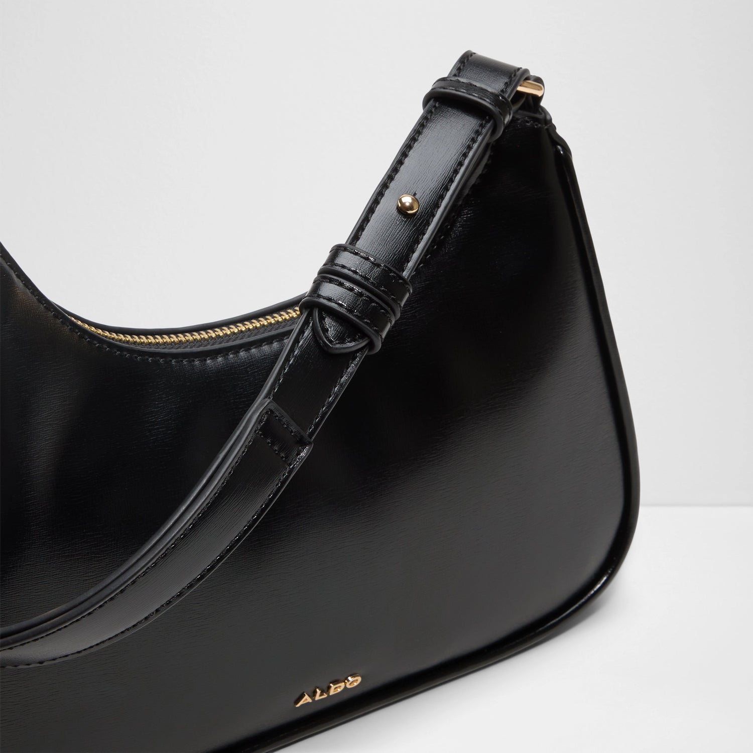 Sabryne Shoulder Bag